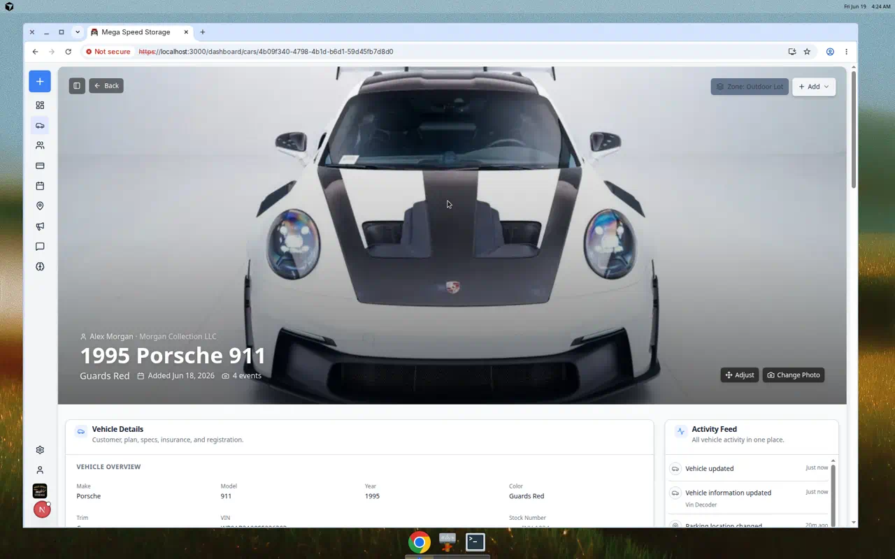 Car detail page showing Zone Outdoor Lot on the parking location button